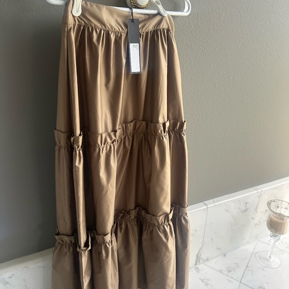 Maxi Skirt - Picture 1 of 3